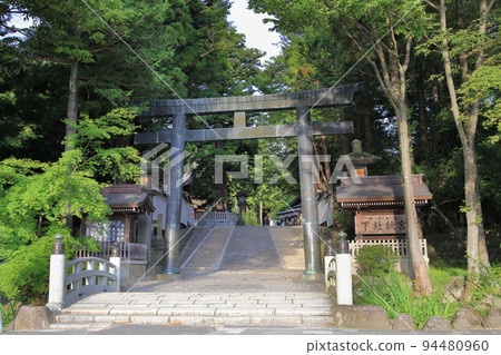 wa訪大社Shimosha Akimiya Torii 94480960