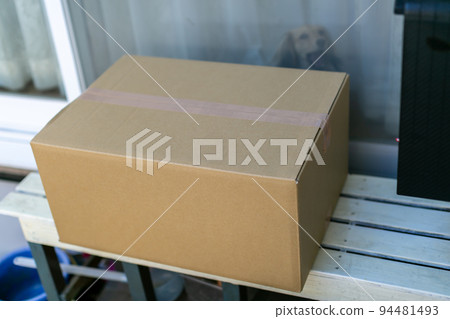 Cardboard Cardboard 94481493
