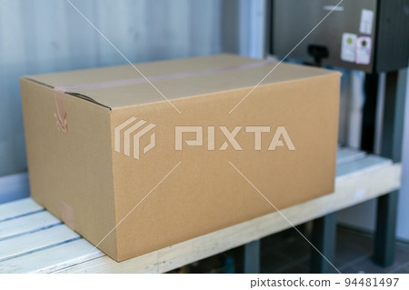 Cardboard Cardboard 94481497