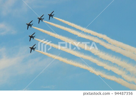 JASDF Blue Impulse aerobatic flight JASDF Blue Impulse aerobatic flight 94487356
