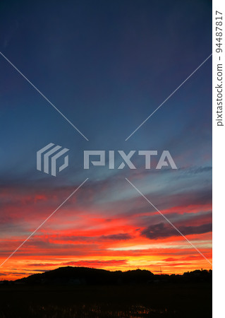 bright sunset sky 94487817