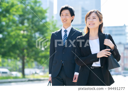 Business woman male team sales businessman Business woman male team sales businessman 94491277