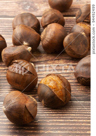 Baked chestnut 94492499
