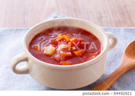 eat minestrone 94492921
