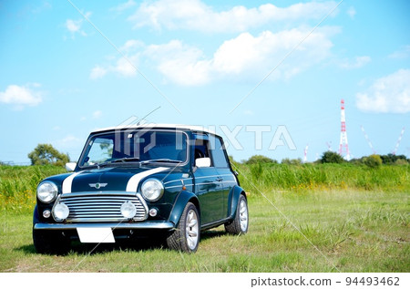 car, driving, picnic 94493462