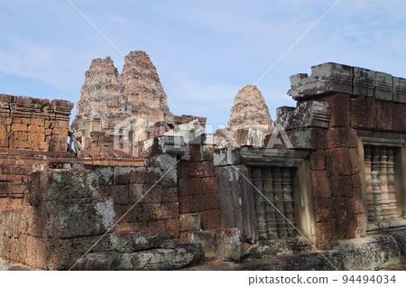 暹粒吳哥遺址 Pre Rup 的格子窗和神社 94494034