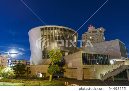 Night view of Osaka Culturarium Tempozan (former Suntory Museum) Night view of Osaka Culturarium Tempozan (former Suntory Museum) 94498255