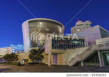 Night view of Osaka Culturarium Tempozan (former Suntory Museum) 94498265