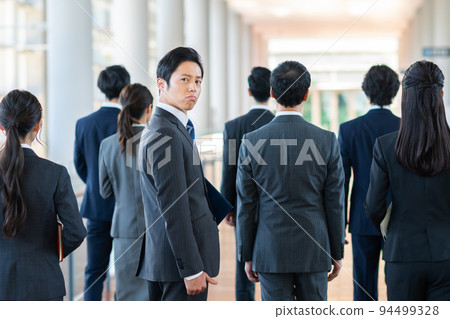 Businessman         94499328