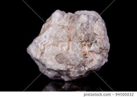 Macro mineral stone Albit on black background 94500832