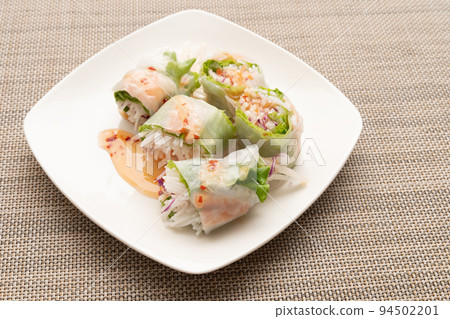 Raw spring roll Raw spring roll 94502201