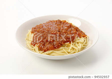 spaghetti with meat sauce 94502937