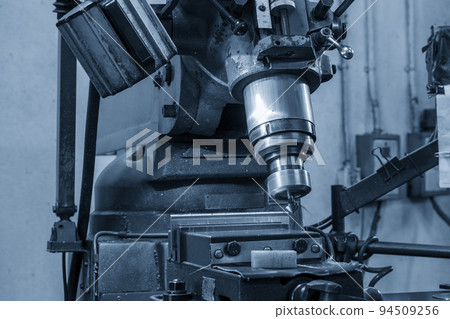 The angle chamfering process with the metal plate parts on NC milling machine. 94509256