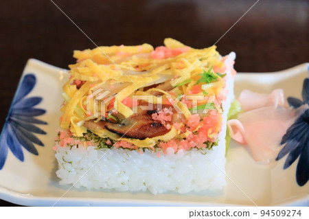 Iwakuni Sushi Oshizushi（當地美食，山口縣） 94509274