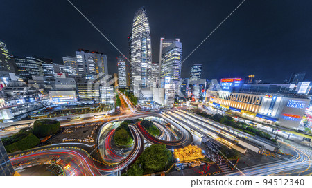 新宿站西口站,新宿站西口廣場,夜景 新宿站西口站,新宿站西口廣場,夜景 94512340