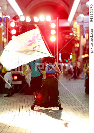 Yosakoi flag waving flower shape 94515170
