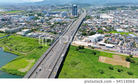 City and bridge aerial shot 94518068