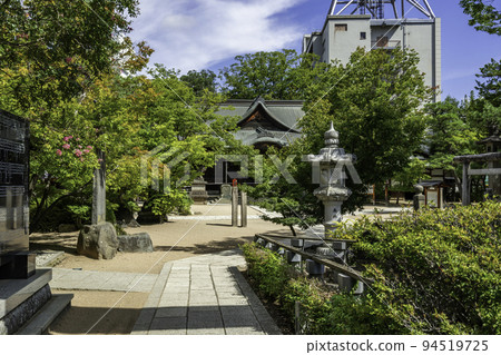 Matsumoto Yohashira Shrine Precincts Matsumoto City, Nagano Prefecture Matsumoto Yohashira Shrine Precincts Matsumoto City, Nagano Prefecture 94519725