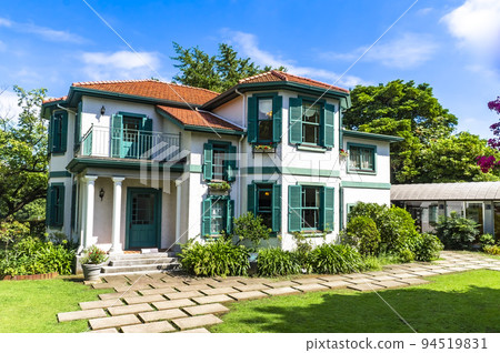 Bluff # 18 Building 94519831