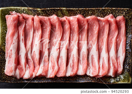 Thinly sliced black pork shoulder loin for shabu-shabu 150g Thinly sliced black pork shoulder loin for shabu-shabu 150g 94520293