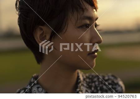 evening riverbed short hair woman evening riverbed short hair woman 94520763