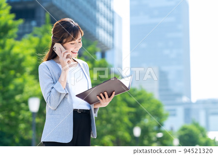 女商人銷售商人通勤 94521320