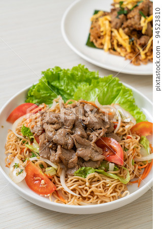 instant noodle spicy salad with pork instant noodle spicy salad with pork 94523810