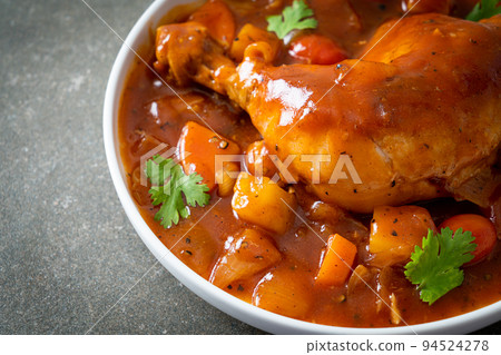 chicken stew with tomatoes, onions, carrot and potatoes chicken stew with tomatoes, onions, carrot and potatoes 94524278