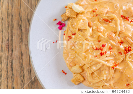 spaghetti salmon cream sauce spaghetti salmon cream sauce 94524483