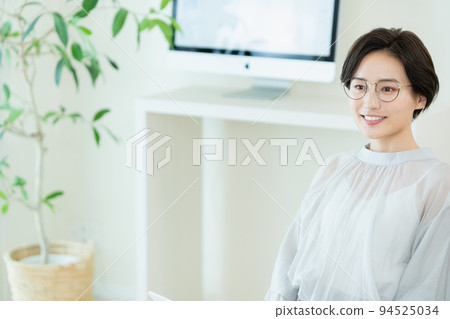business woman portrait business woman portrait 94525034