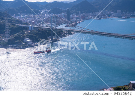 《Yamaguchi Prefecture》Shimonoseki/Kanmon Straits cityscape 94525642
