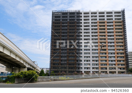 Condominium large-scale repair scaffolding outer wall construction collective housing Condominium large-scale repair scaffolding outer wall construction collective housing 94526360