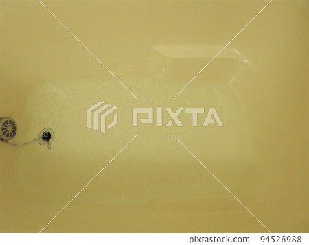 Hot water in the bathtub Bathtub filled with hot water Bathtub 94526988