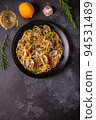 Seafood pasta with clams Spaghetti alle Vongole. 94531489