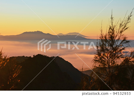 婆羅摩山，印度尼西亞爪哇的聖山 94532933