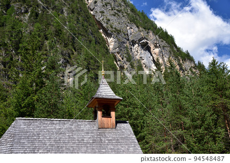 Mountain religious chapel 94548487