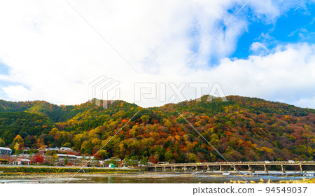 秋天的京都嵐山 秋天的京都嵐山 94549037