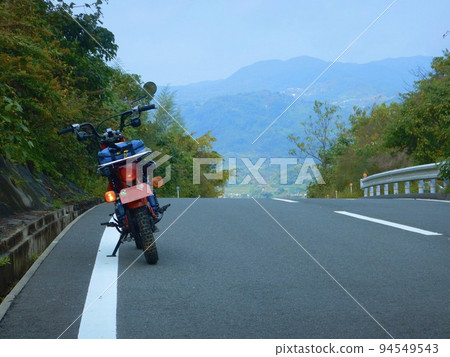 Hunter Cub On a certain mountain pass Hunter Cub On a certain mountain pass 94549543