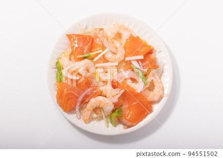 醃製三文魚和蝦 94551502