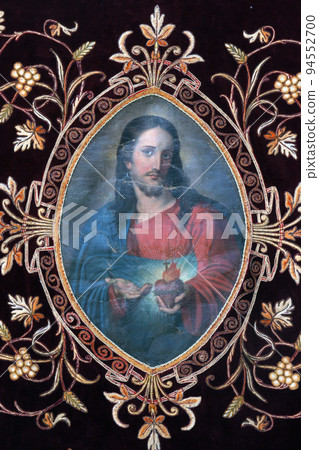 Sacred Heart of Jesus, Golden embroidered Church vestments Sacred Heart of Jesus, Golden embroidered Church vestments 94552700