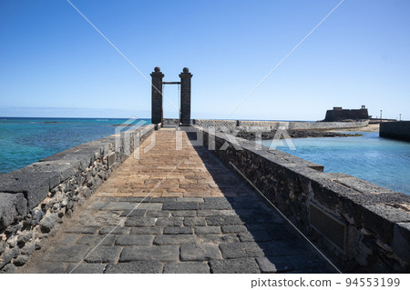 Bridge to the Castle of Saint Gabriel, Arrecife Bridge to the Castle of Saint Gabriel, Arrecife 94553199