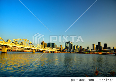 Cityscape of Umeda from Osaka Yodogawa riverbed 94561638