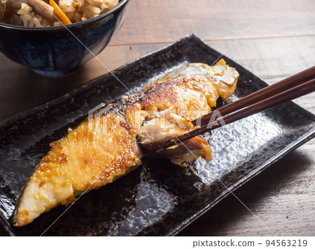 Seasoned rice and mackerel Saikyo-yaki Seasoned rice and mackerel Saikyo-yaki 94563219