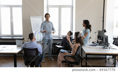 Business project startup leader in informal clothes presenting sales results 94567770