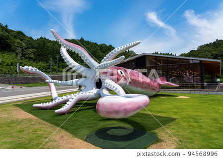 Ikaking, a new attraction in Noto Town on the Noto Peninsula 94568996
