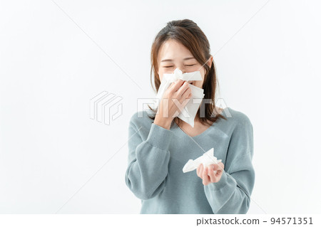 Female tissue 94571351