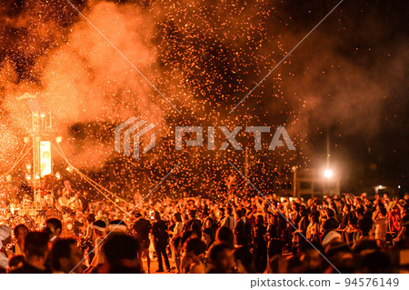 被遺棄的節日 被遺棄的節日 94576149