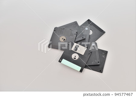 3.5 inch floppy disk with notes 94577467