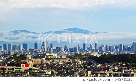 被群山環繞的大阪市(全景) 被群山環繞的大阪市(全景) 94578123