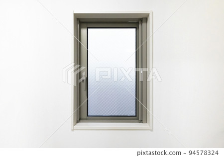 Corridor window 94578324